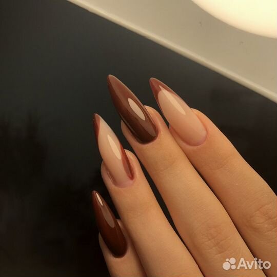 Маникюр педикюр