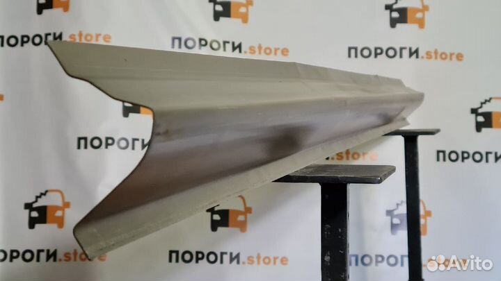 Кузовной порог левый Ford Kuga