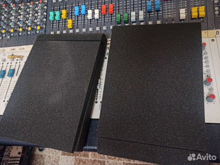 Поролоновые подставки под колонки