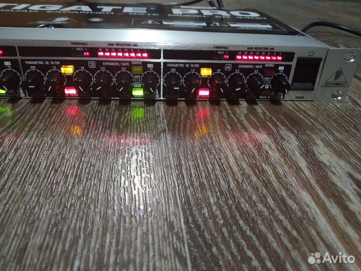 Экспандер/Гейт Behringer multigate PRO XR4400