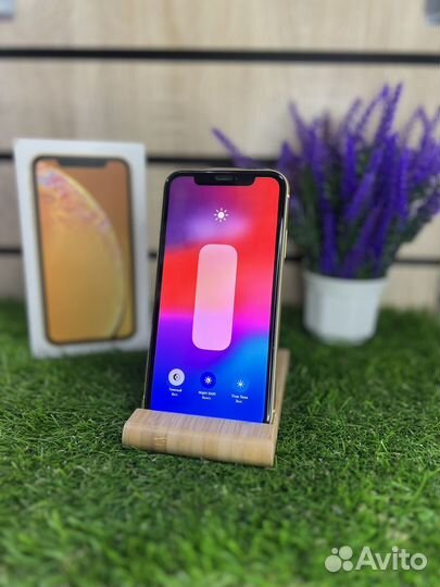 iPhone Xr, 64 ГБ