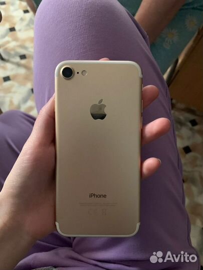 Телефон iPhone