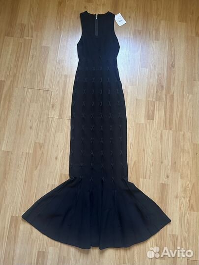 Alaia шикарное платье новое