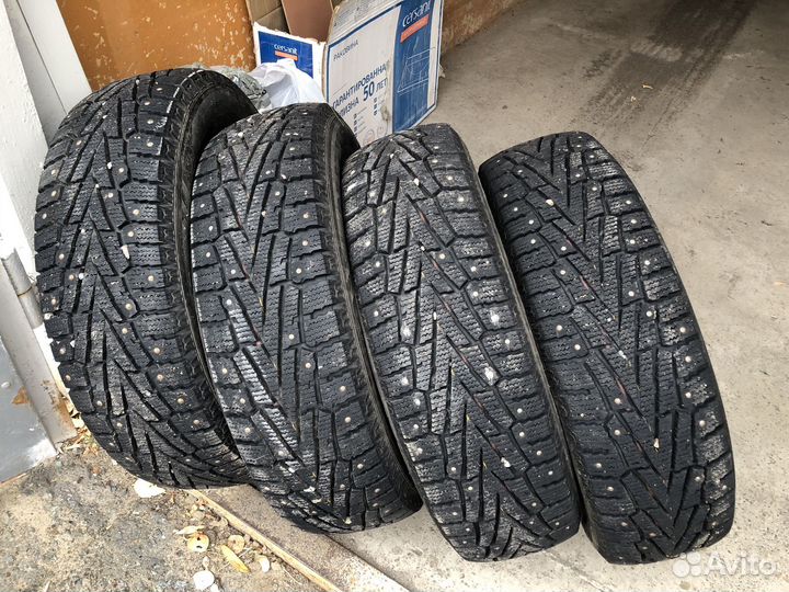 Nexen Winguard Spike SUV 215/70 R16