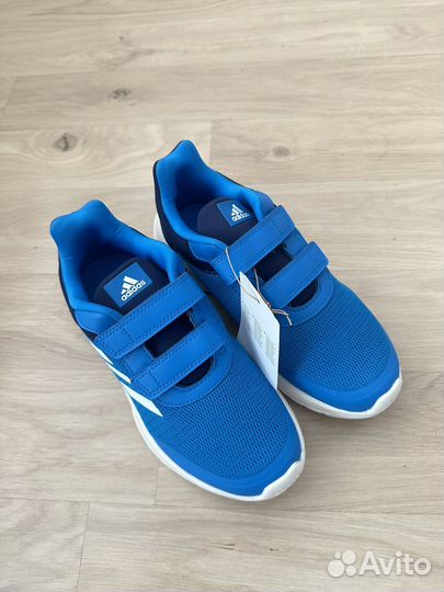 35.5 Новые кроссовки Adidas