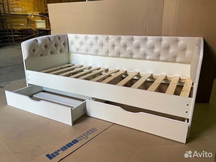 Кровать детская