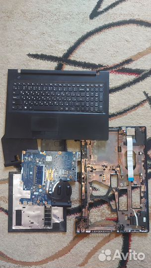 Ноутбук на запчасти