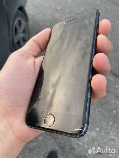iPhone 7, 32 ГБ