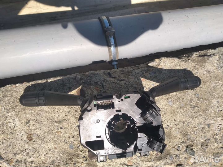 Подрулевой переключатель iveco