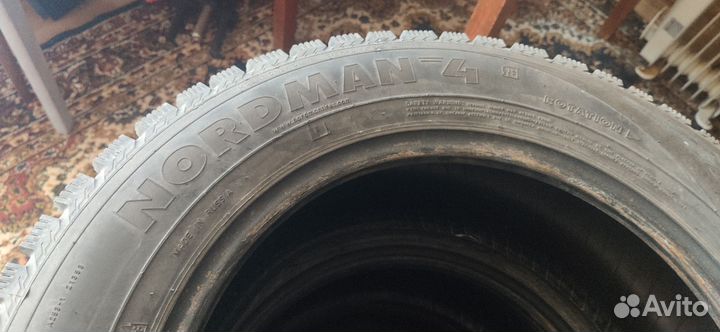 Nokian Tyres Nordman 4 215/60 R16