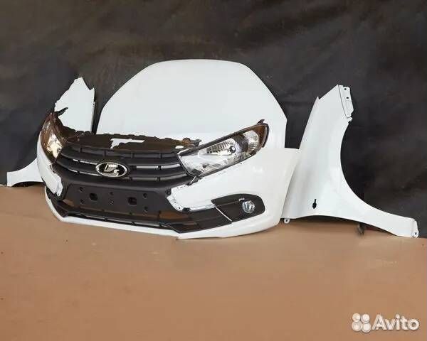 Гранта FL бампер капот крыло фара