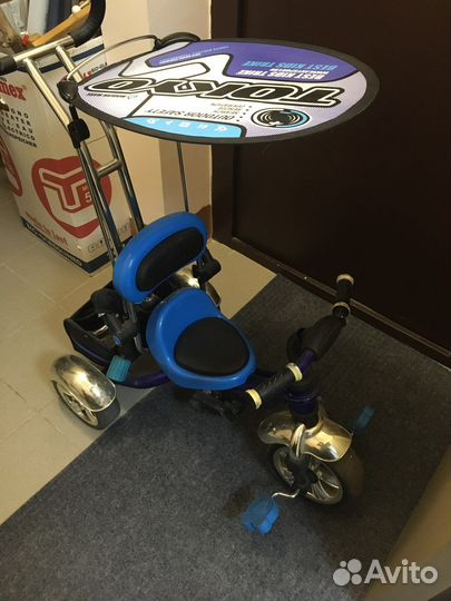 Велосипед детский 3 колесный с ручкой и крышей