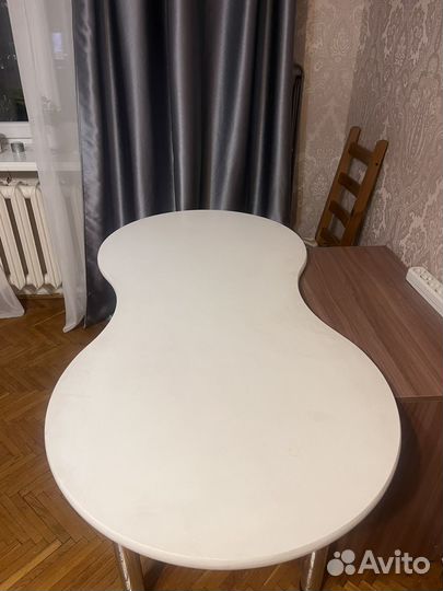 Письменный стол белый