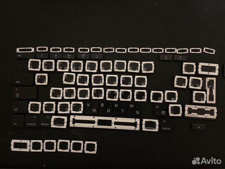 Кнопки клавиши клавиатура Apple MacBook бабочка