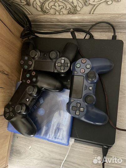 Sony PS4 pro 1tb