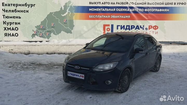 Крепление АКБ (корпус/подставка) Ford Focus 3 1753