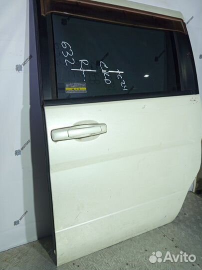 Дверь задняя левая Nissan Serena TC24 QR20DE 2004