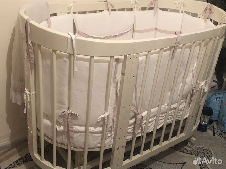 Детская кроватка