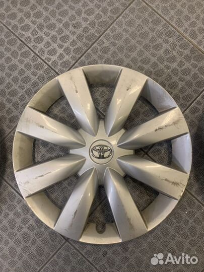 Колпак колесный Тойота Авенсис r16