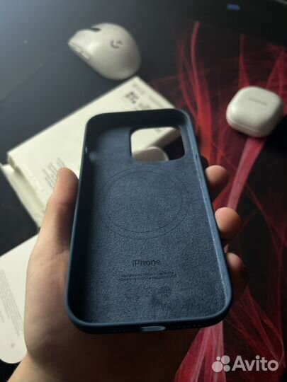 iPhone 14 Pro Silicone Case (MagSafe)