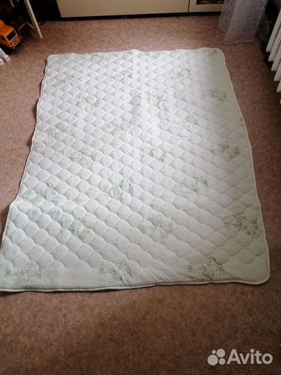 Топпер наматрасник на резинка 160х200