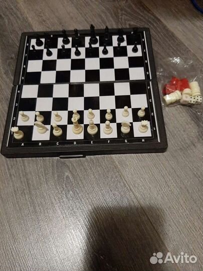 Шахматы,нарды,шашки магнитные