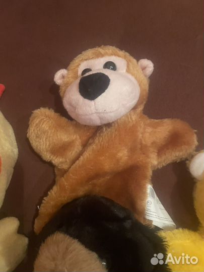 Мягкие игрушкина руку