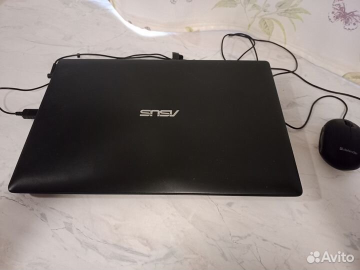 Ноутбук asus