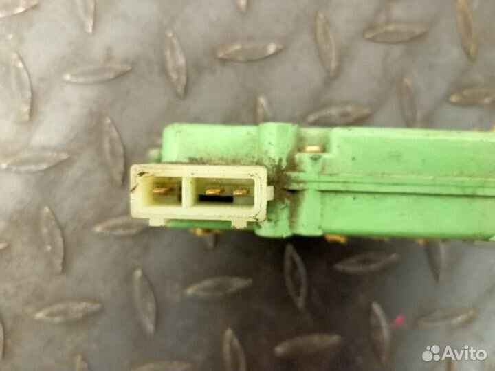 Активатор замка двери для VW Transporter T4