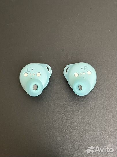 Беспроводные наушники Bang & Olufsen