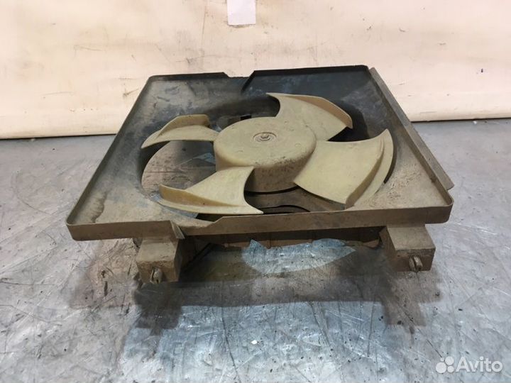 Диффузор вентилятора радиатора Honda Civic Ferio