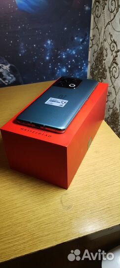 OnePlus 10 pro, 8/128 ГБ