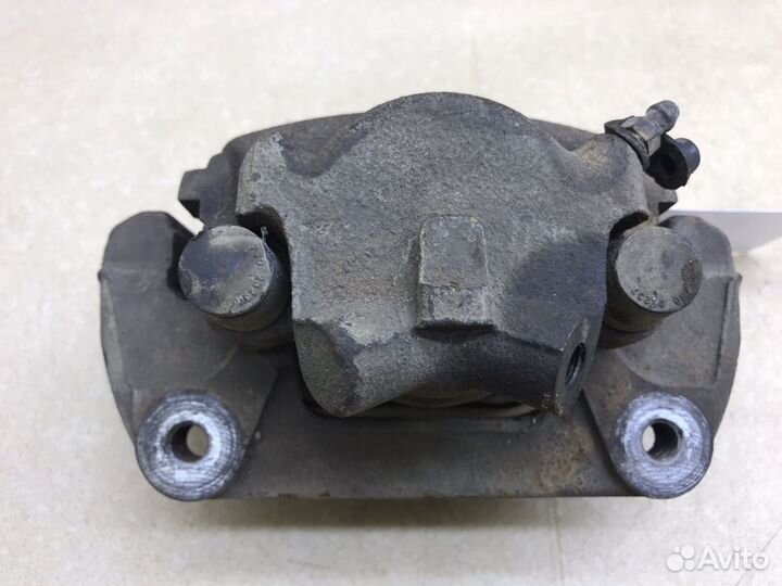 Суппорт передний левый бмв Х3 Е83