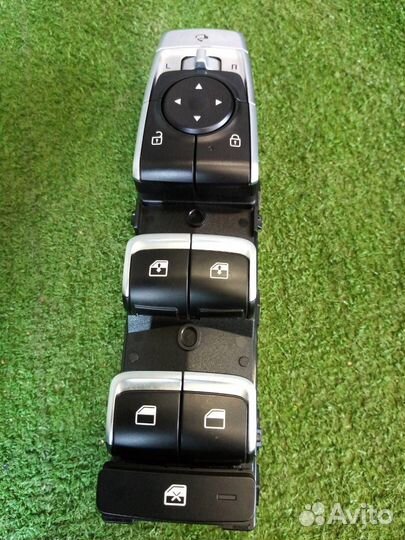 Блок стеклоподъемников Kia K5 DL3 G4NA 2020