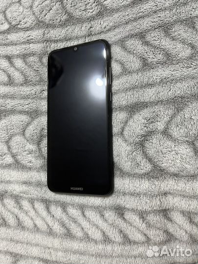 HUAWEI Y6 (2019), 2/32 ГБ