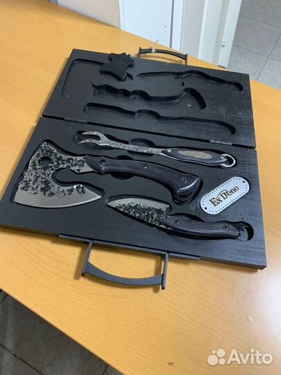 Подарочный набор топорик нож вилка Герб