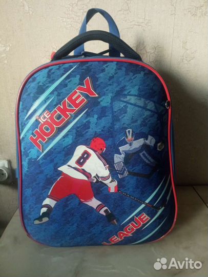 Рюкзак школьный