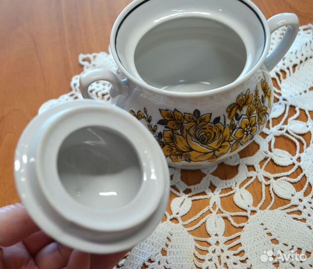 Сахарница красивая времён СССР