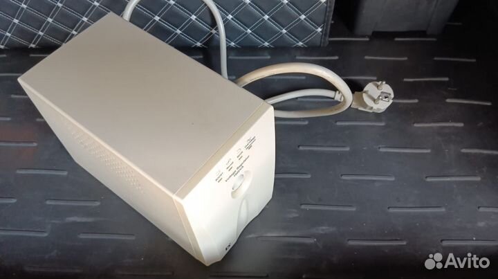 Стабилизатор напряжения Defender 1500VA