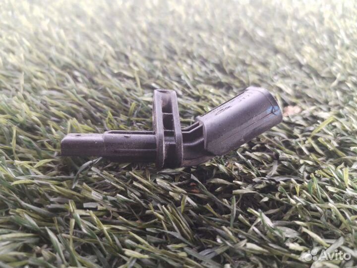 Датчик ABS Audi Q3 8UB cczc 2012