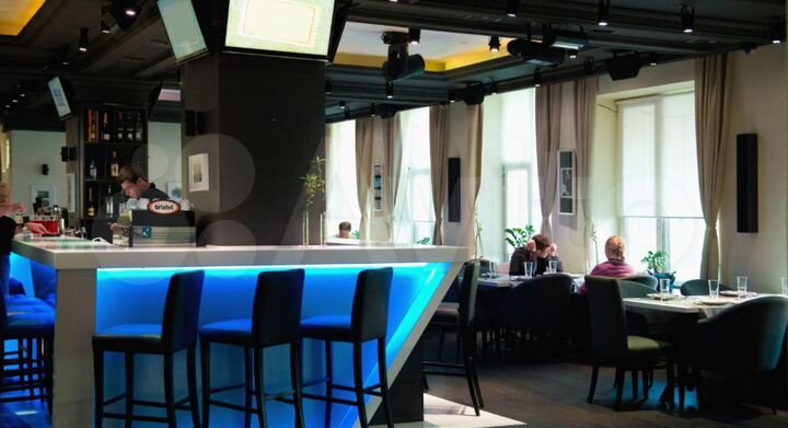 Свободного назначения, 329,6м2