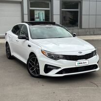 Kia Optima 2.0 AT, 2020, 60 000 км, с пробегом, цена 2 499 000 руб.