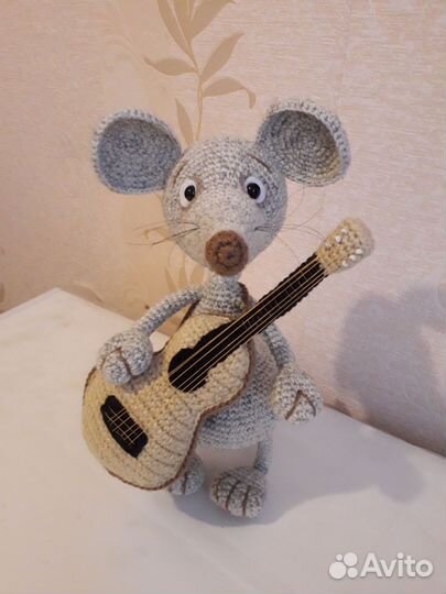 Игрушка Мышь с гитарой