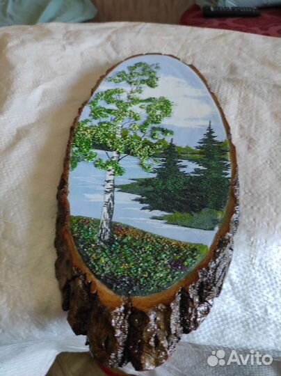 Изделия из среза дерева с мелким бисером