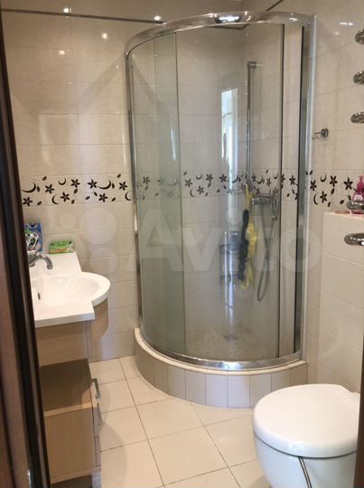 Коттедж 434 м² на участке 15 сот.