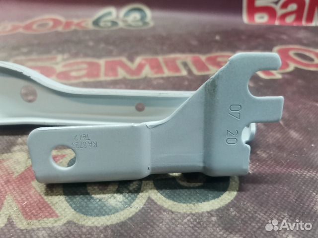 Петля капота передняя правая Volkswagen Polo