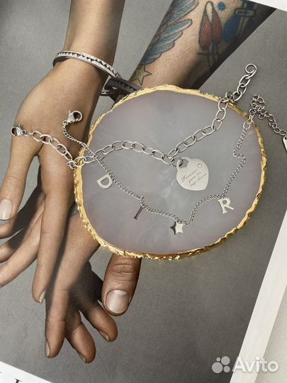 Браслет в стиле Dior