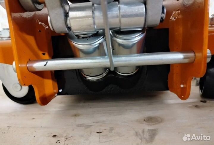 Домкрат подкатной yaoto 3т 2 поршневой