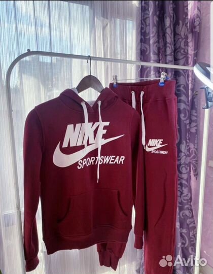 Спортивный костюм Nike