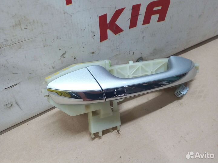 Ручка передняя правая Киа Оптима 4 jf